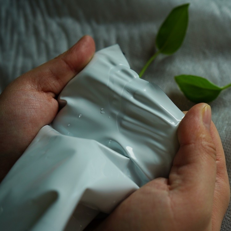 7 mil panda film - LDPE material, waterproof and durable, customizable grammage.	